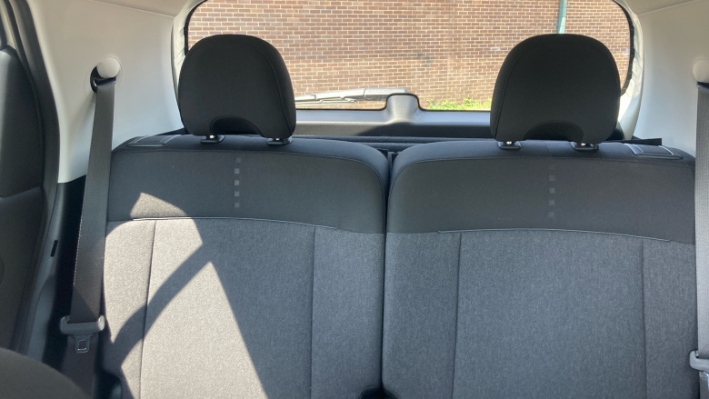 Hyundai INSTER 85kW 02 49kWh 5dr Auto Electric Hatchback